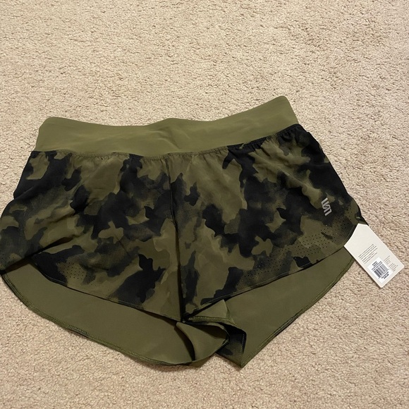 Second Skin workout shorts - Picture 4 of 5